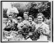 Victory-Garden-harvest-archive.jpg