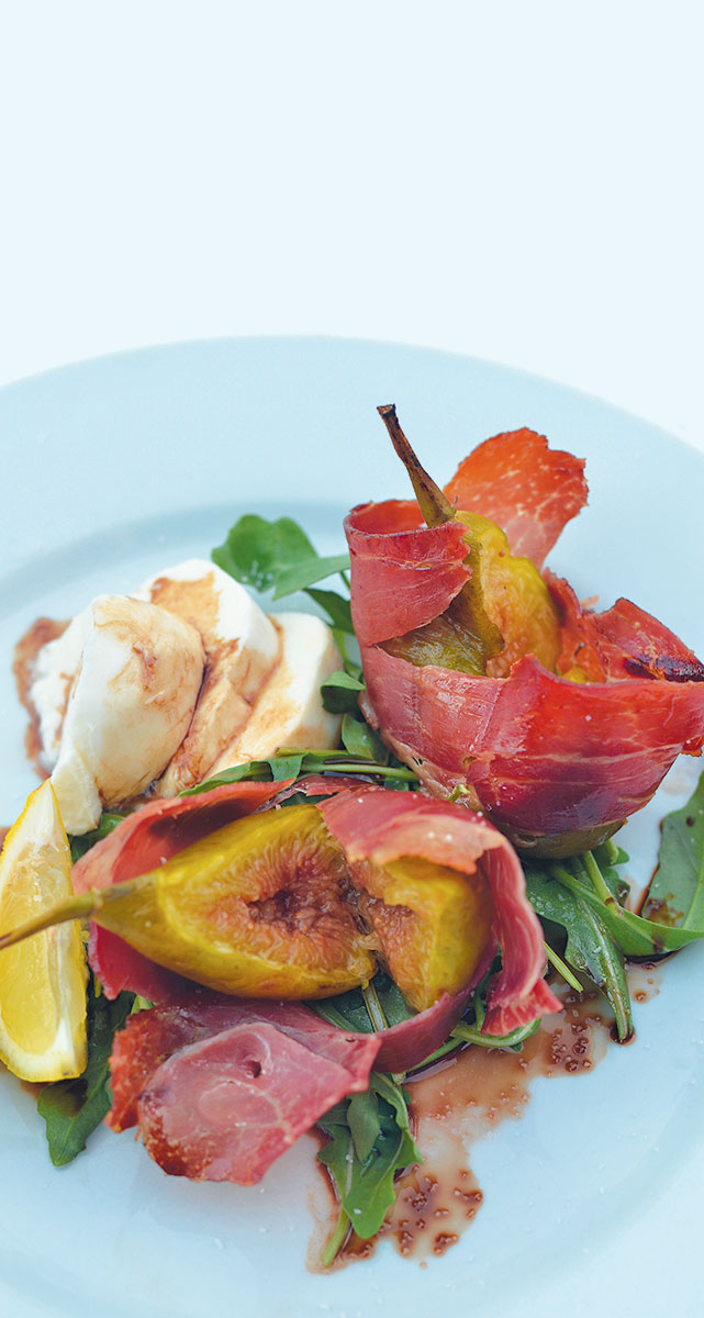 Grilled Fig Salad with Fresh Mozzarella and Balsamic Glaze